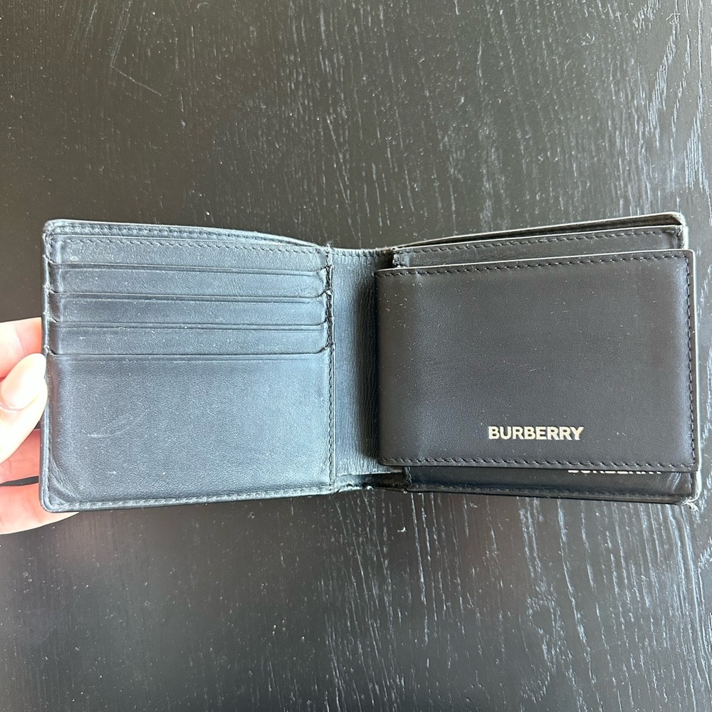Authentic Men’s Burberry Bifold Wallet - Picture 3 of 13